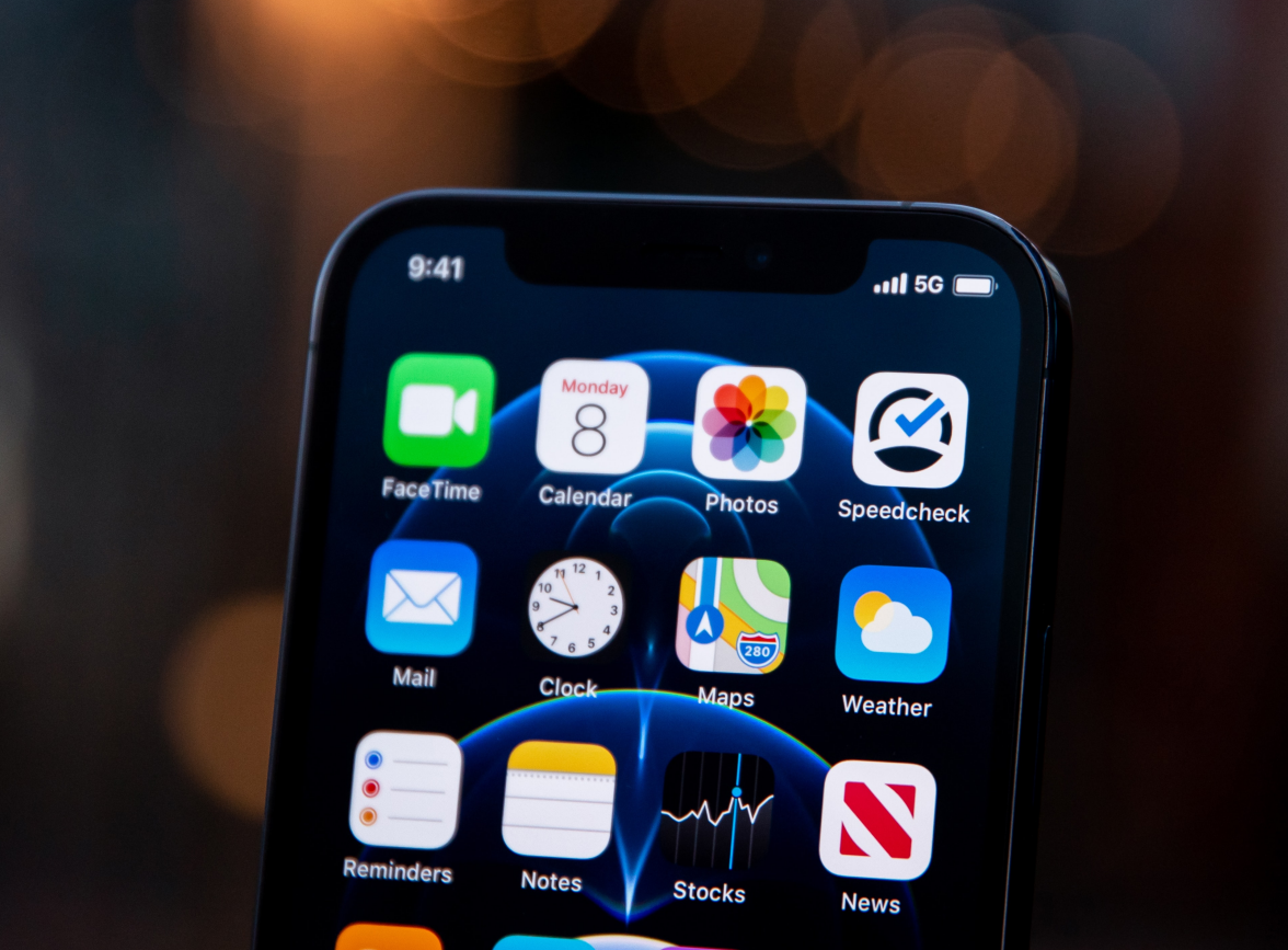 巴南苹果手机维修分享为什么 iPhone 12 在冬季会自动关机 